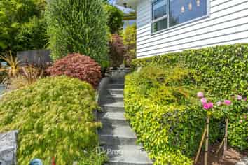 18 Dalton Grove, Stokes Valley