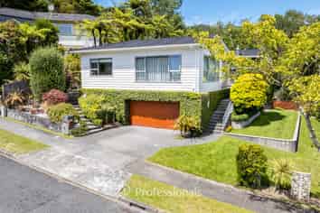 18 Dalton Grove, Stokes Valley