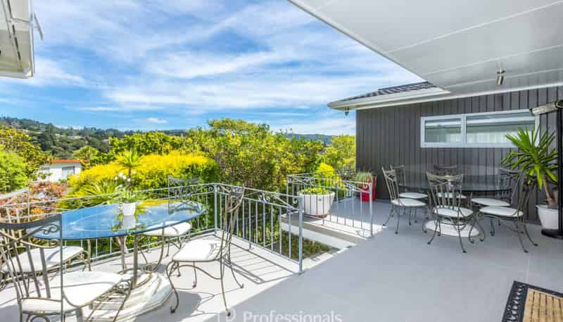 18 Dalton Grove, Stokes Valley