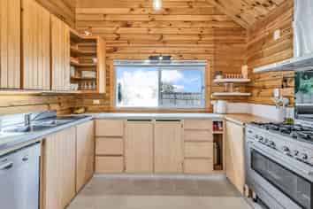 1735 Hoskyns Road, KIRWEE