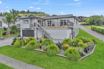 123 Rangituia Street, Whangamata