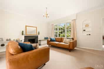 14 Willoughby Street, Woburn