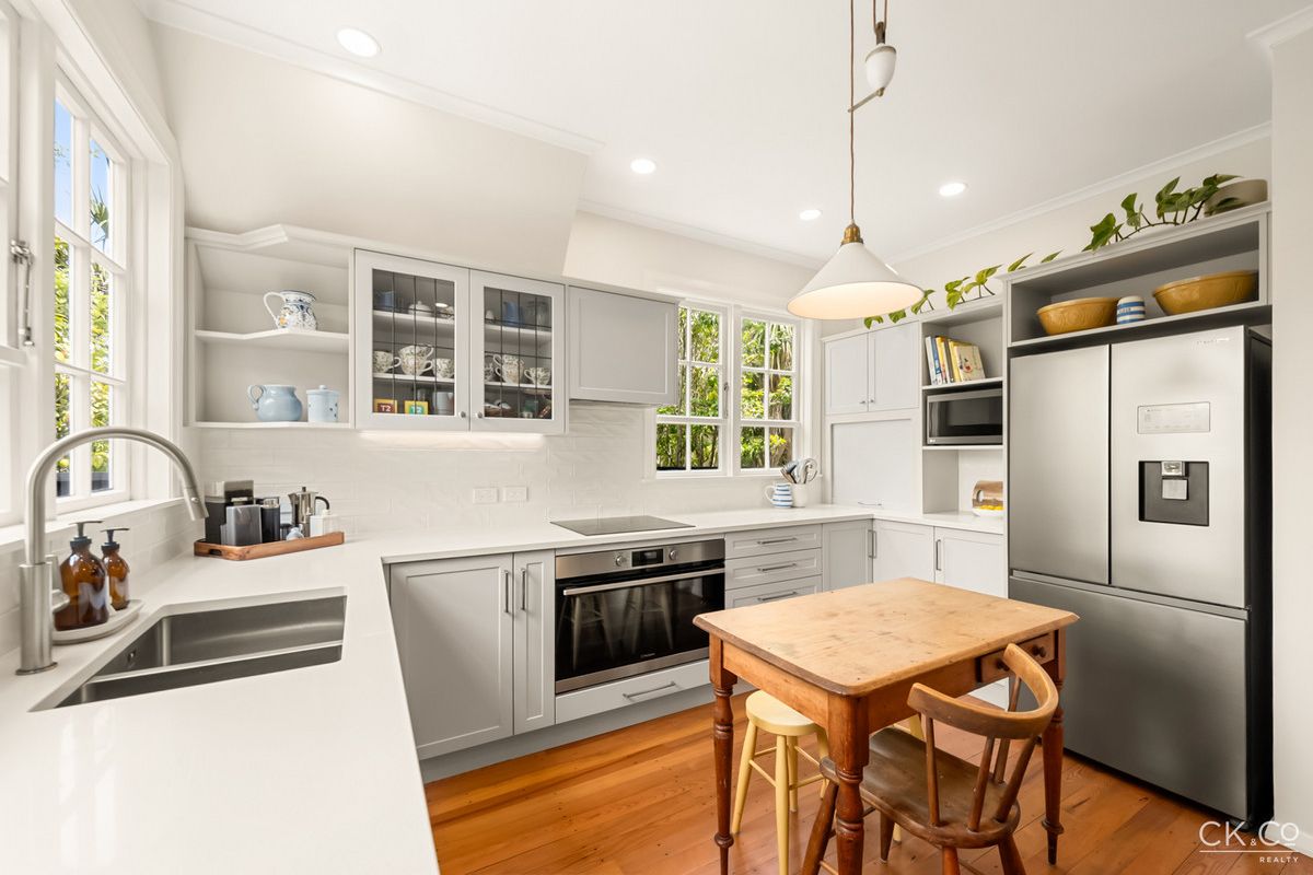 MAKE THIS HOUSE YOUR HOME - Vista 6