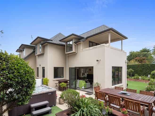 177 Blighs Road, Strowan