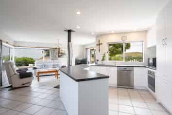 14 Calamaras Street, Enner Glynn