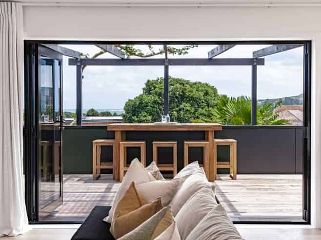 10C Long Street, Raglan