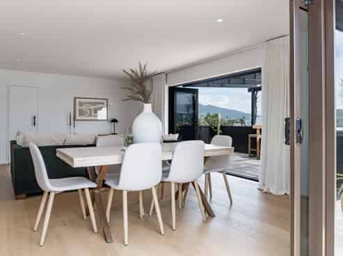 10C Long Street, Raglan