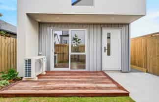 7/14 Clive Street, Phillipstown