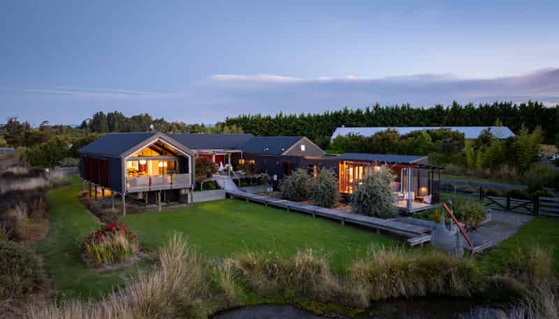 10 Johnstone Loop, Upper Moutere