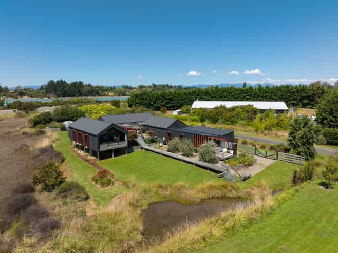 10 Johnstone Loop, Upper Moutere