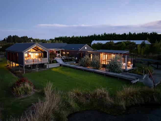 10 Johnstone Loop, Upper Moutere