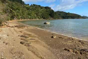 114 Ranui Road, Karetu