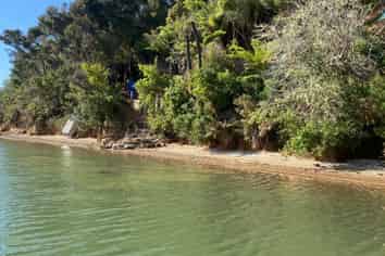 114 Ranui Road, Karetu