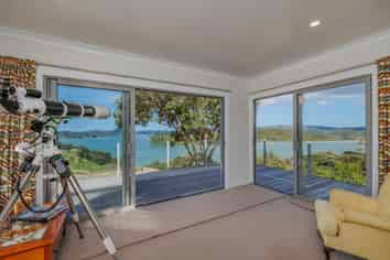 114 Ranui Road, Karetu