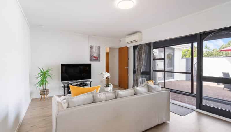 1/50 Casuarina Road, Half Moon Bay