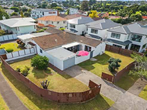 1/50 Casuarina Road, Half Moon Bay