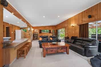 5 Cornwall Place, Tata Beach