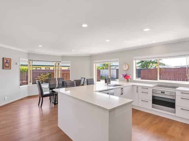 38 College Drive, Paraparaumu