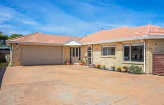 38 College Drive, Paraparaumu