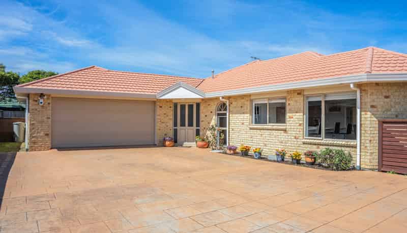 38 College Drive, Paraparaumu