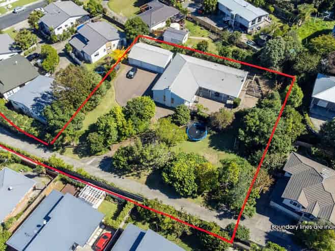 88 Brian Crescent, Stanmore Bay