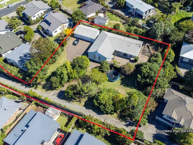 88 Brian Crescent, Stanmore Bay