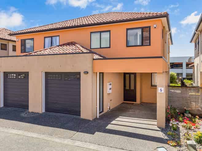 5/110 Huntington Drive, East Tamaki