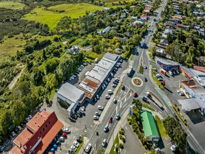 406 Don Buck Road, Massey