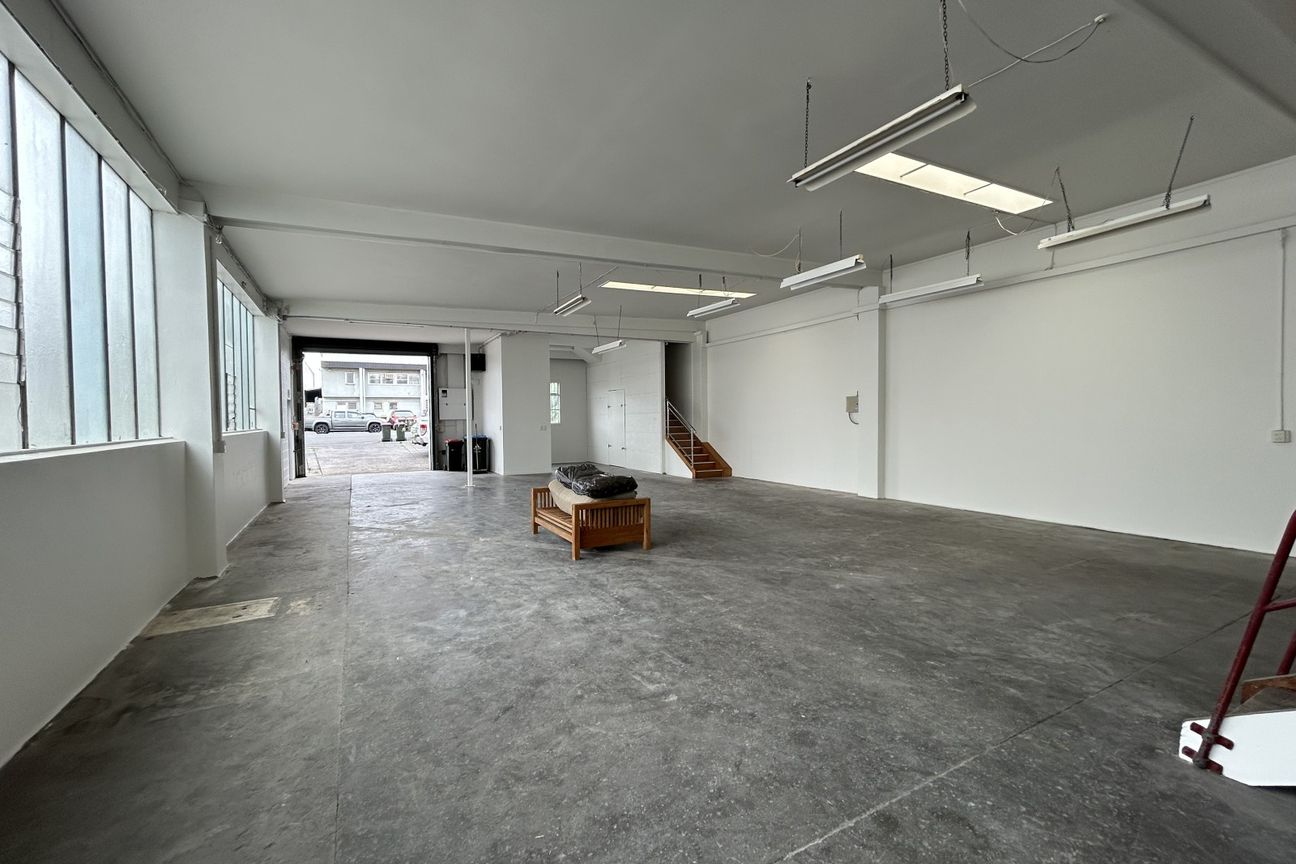 Functional industrial unit with road frontage - Vaade 6