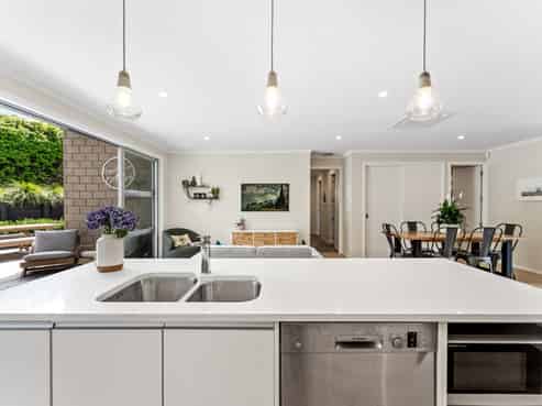 28 Laly Haddon Place, Matakana