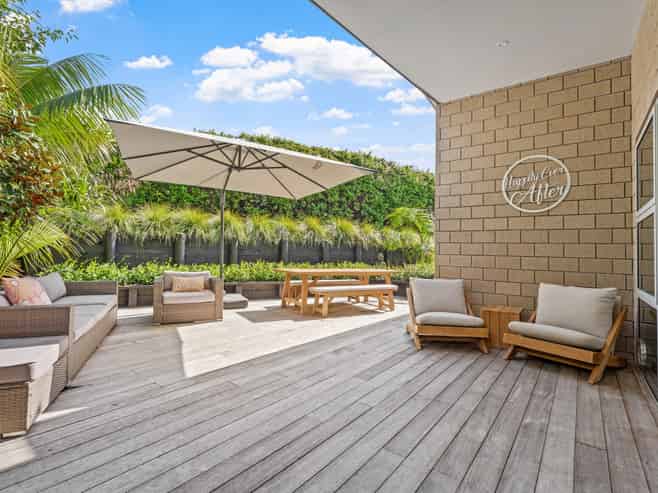 28 Laly Haddon Place, Matakana