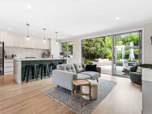 28 Laly Haddon Place, Matakana