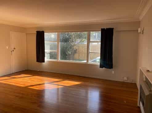 2/1 Churchill Avenue, Manurewa