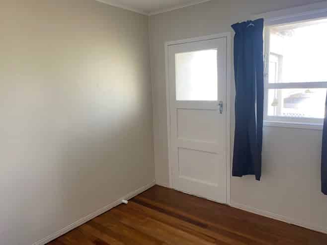 2/1 Churchill Avenue, Manurewa