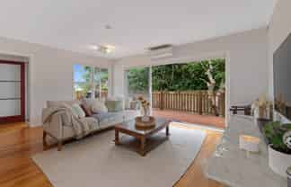 16  Wheatley Avenue, Pakuranga