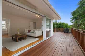 16  Wheatley Avenue, Pakuranga