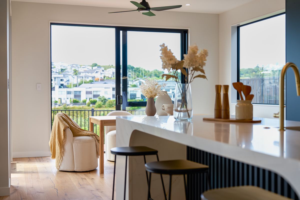 SOLD--Golf Green, Dual Kitchens & Coastal Views – pohled 4