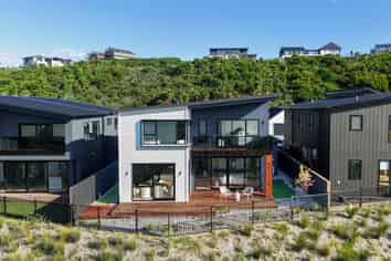 45 Streamview Way, Long Bay