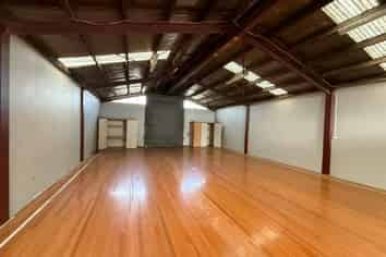 Well Located Warehouse Unit