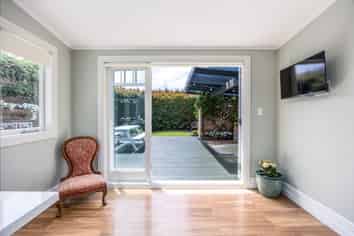 8 Craigbank Avenue, New Lynn