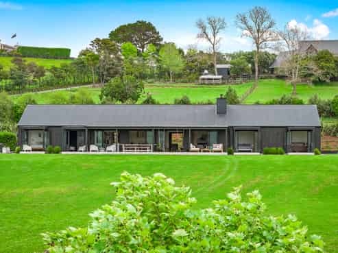 7 Tamahunga Drive, Matakana