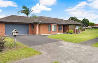 16 Barcaldine Road, Flat Bush