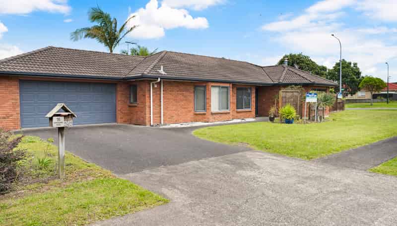 16 Barcaldine Road, Flat Bush