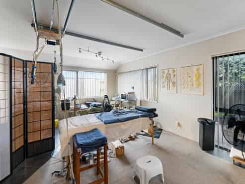 16 Barcaldine Road, Flat Bush