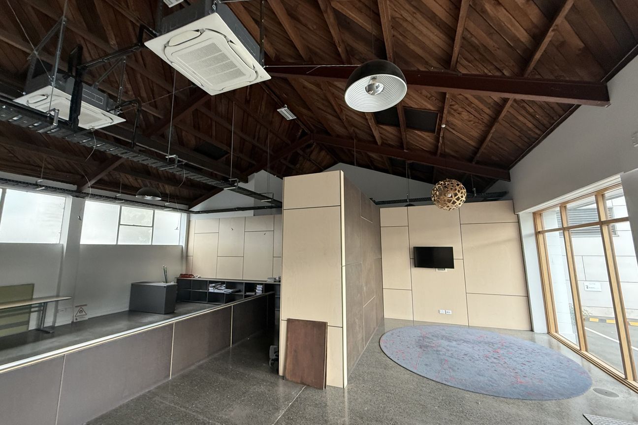 Boutique Industrial Style Office, City Centre - Aanzicht 4