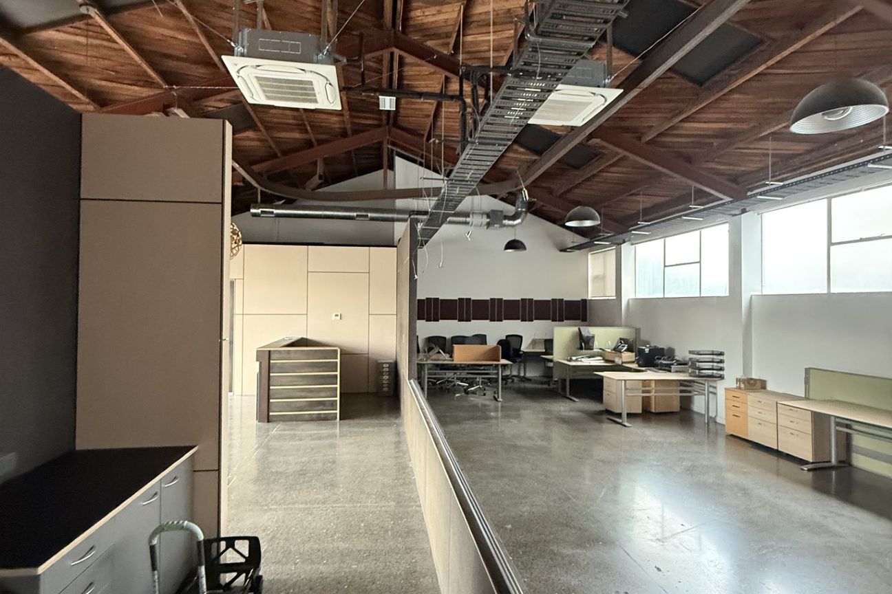 Boutique Industrial Style Office, City Centre - Aanzicht 2