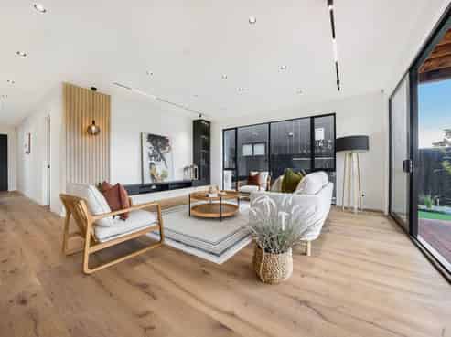 45 Streamview Way, Long Bay