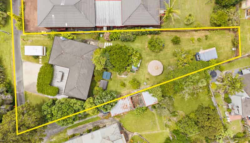 578 Beach Road, Rothesay Bay