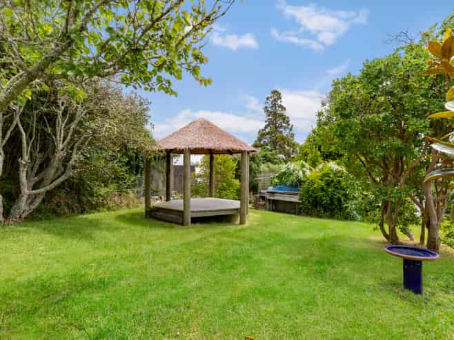 578 Beach Road, Rothesay Bay