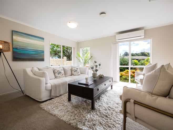 2 Jubaea Place, Henderson